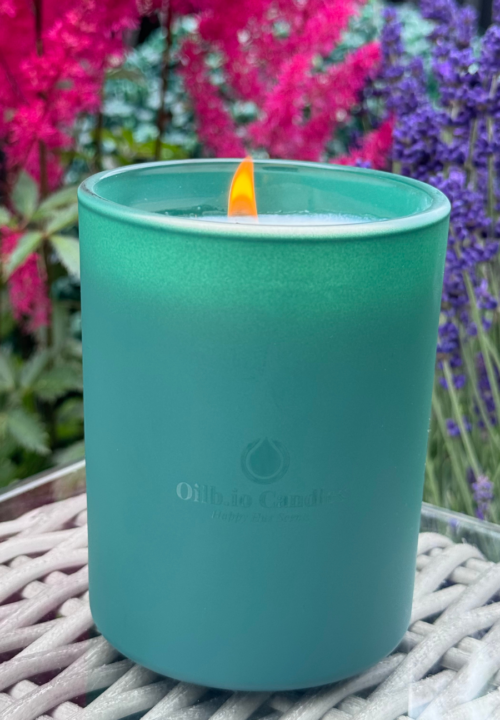 Alternative view of Oilb.io Candles – Eucalyptus Serenity Kojący zapach eukaliptusa, który wprowadzi świeżość i harmonię do Twojego domu!