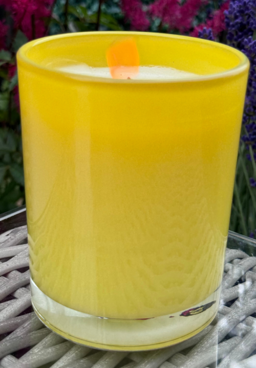 Alternative view of Oilb.io Candles – French Vanilla. Ciepły, kremowy zapach francuskiej wanilii, który otula Twój dom przytulnością i harmonią!